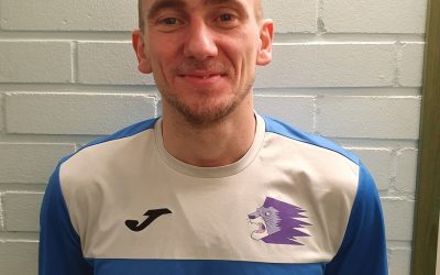 Mykyta Tmenov Akaa Futsalin paitaan