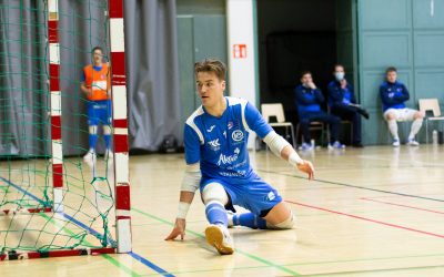 Maajoukkuemaalivahti Kasper Kangas ja Akaa Futsal uuteen sopimukseen